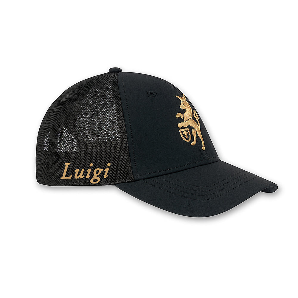 Summer bucket hat with breathable mesh