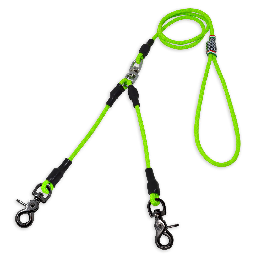 Double-ended leash with locking snap hook